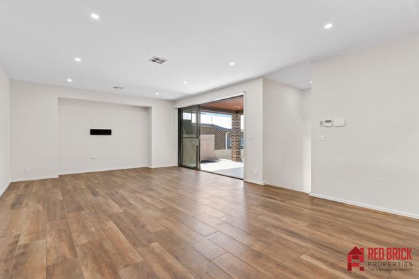 93 Sculthorpe Avenue, Whitlam ACT 2611 - House For Rent | Domain - Photo 1