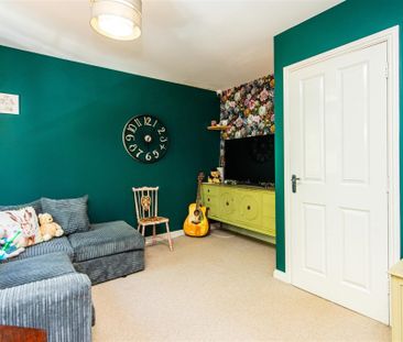 3 bed House - Townhouse To Let - Photo 1