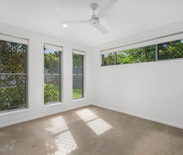 Modern Family Living in a Peaceful Yandina Cul-de-Sac - Photo 4