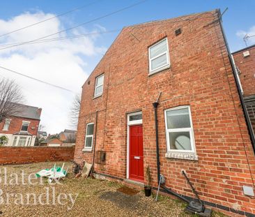 2 bedroom terraced house to rent - Photo 6