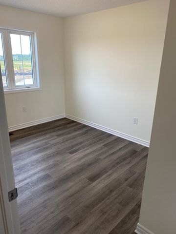 For Lease - 899 Ash Gate, Milton, Ontario - Photo 3