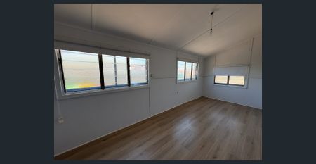 33 Johnson Avenue, Stirling North - Photo 5