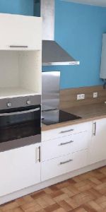 NOUVEAUTE- LOCATION:PLEIN CENTRE DE VERN/ SEICHE Maison T2 de 55 m² habitables environ, avec ac... - Photo 3