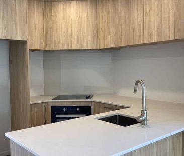 Vogel Street Townhouse - Photo 4