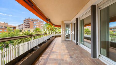 Piso de alquiler en Sant Gervasi- Galvany - Photo 4