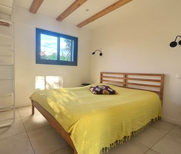 Collines de St Laurent du Var Maison jumelée meublée 3/4 pièces 70 m2 - Photo 4