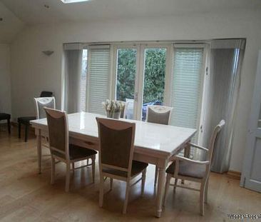 4 bedroom property to rent in Woodford Green - Photo 4