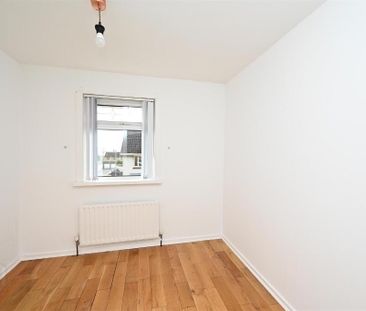 91 Knockleigh Drive, Carrickfergus, Greenisland, BT38 8UY - Photo 5