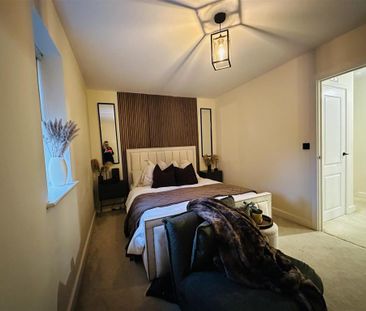 2 bedroom end of terrace house to rent - Photo 5