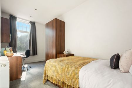 16 HEADINGLEY LANE Leeds - LS6 2AS - Photo 4