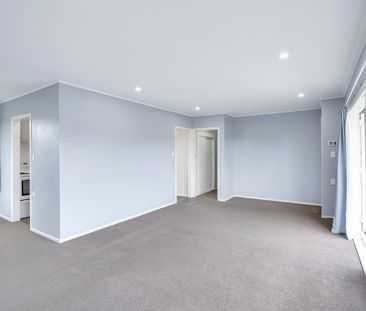 Five Bedroom Home Near Waikato Hospital - Photo 2