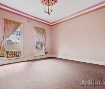 4 Bed, 2 Bath - Photo 3