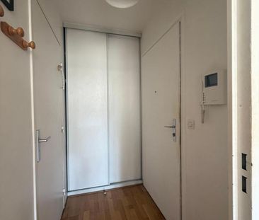 Location Appartement 1 pièce Meublé 26m² PARIS 20ème - Photo 3