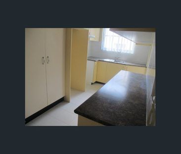 Close to station - Photo 1