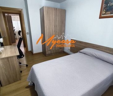 Piso de alquiler en Centro - Photo 6