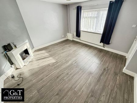 2 bedroom semi-detached house to rent - Photo 5