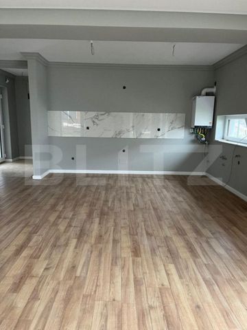 Casa 5 camere, parcare si gradina, zona Voronet - Fotografie 3