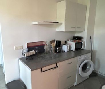Location Appartement 2 pièces 40m² LISIEUX 14100 - Photo 2