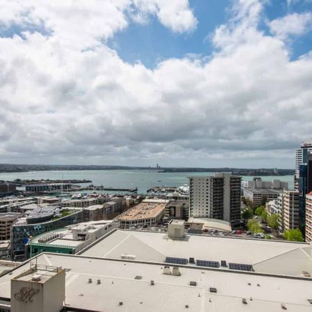 2 Bedrooms, 2 Bathrooms, 2 Carparks Unfurnished - Photo 3