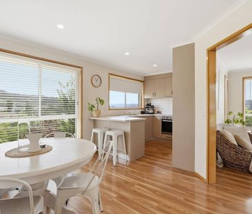 Immaculate & Modern Unit! - Photo 6