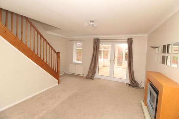 2 bedroom terraced house to rent - Photo 1