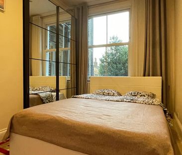 2 Bed Flat, College Place, NW1 - Photo 4