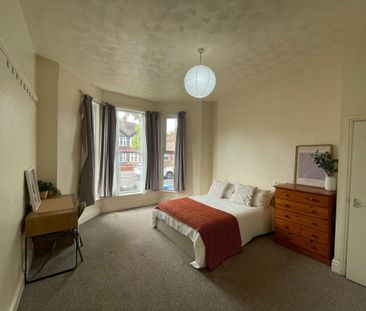 7 bedroom house to rent - Photo 2