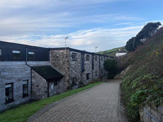 2 bedroom house to rent - Photo 1