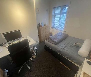 Cedar Road, Southampton, SO14 - Photo 1