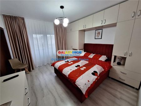 Apartament 2 camere, 3 balcone, vedere superba I Unirii - Fotografie 4