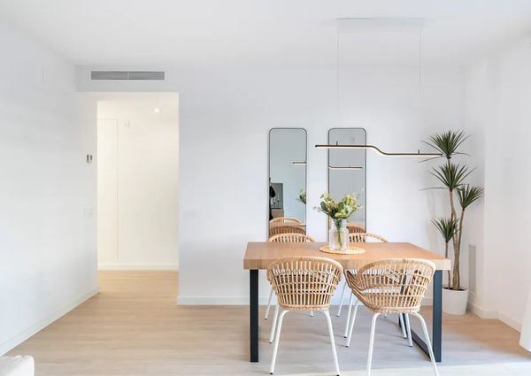 Carrer de Pi i Margall, Badalona, Catalonia 08912