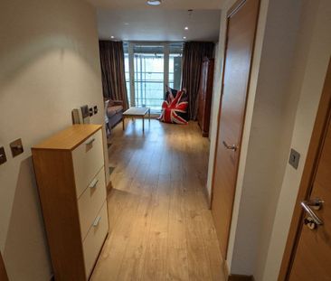 1 bed Studio in Oswald Building Chelsea Bridge Wharf, London, SW11 8PG - Photo 3