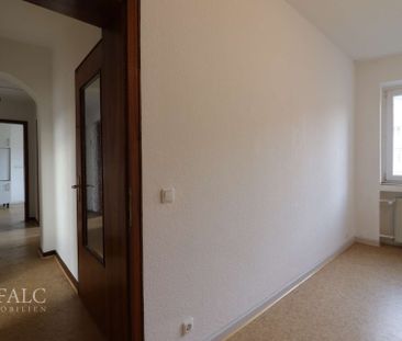 Charmante 3-Zimmer-Wohnung mit einzigartigem Fensterband - Photo 2