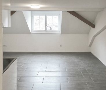 Sanierte 2.5-Zimmer Dachwohnung mitten in der Altstadt - Photo 5