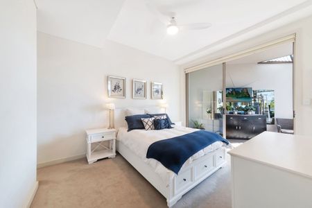 Oversized 2-Bedroom Apartment in the Heart of Seaforth - Photo 3