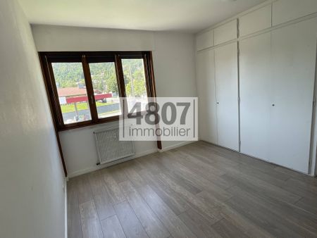 Location appartement 4 pièces 73 m² à Bonneville (74130) - Photo 2