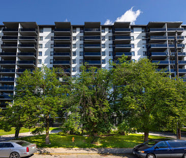 130 Gowan Ave - Photo 2 | Rentumo