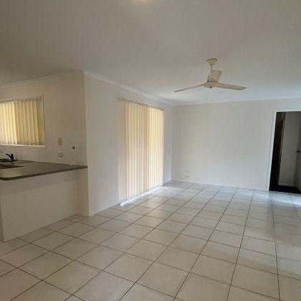 11 Mainsail Court, QLD 4655, Point Vernon - Photo 1