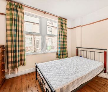 Room in a Shared House, Cycle Road, NG7 - Photo 6