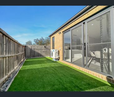 64 Stettler Boulevard, Mickleham, Vic 3064 - Photo 1