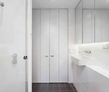Stunning One Bedroom Apartment + Parking In "Capella" - Photo 6
