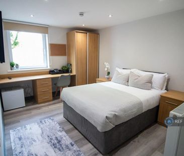 1 bedroom in a house share to rent - Photo 5