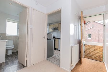 New High Street, Headington - Photo 2