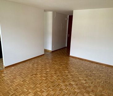 3.5 pièces dans un quartier proche de toute commodité et convivial - Photo 2