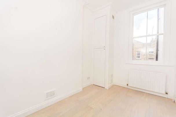 Belgrave Gardens, St John's Wood, NW8 - Photo 1
