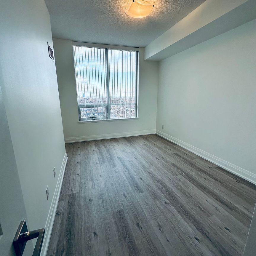 For Lease - 75 North Park Road Unit# 1210, Vaughan, Ontario - Photo 1