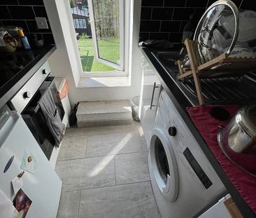 1 Bed Flat, Kentish Town Road, NW1 - Photo 5