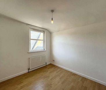 Lanhenver Avenue, TR7 - Photo 4