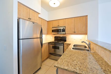 For Lease - 451 Rosewell Avenue Unit# 407, Toronto, Ontario - Photo 5