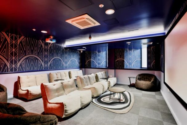 Bronze Studio Plus - Photo 1